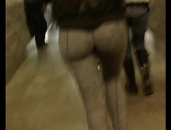 ass crack walking